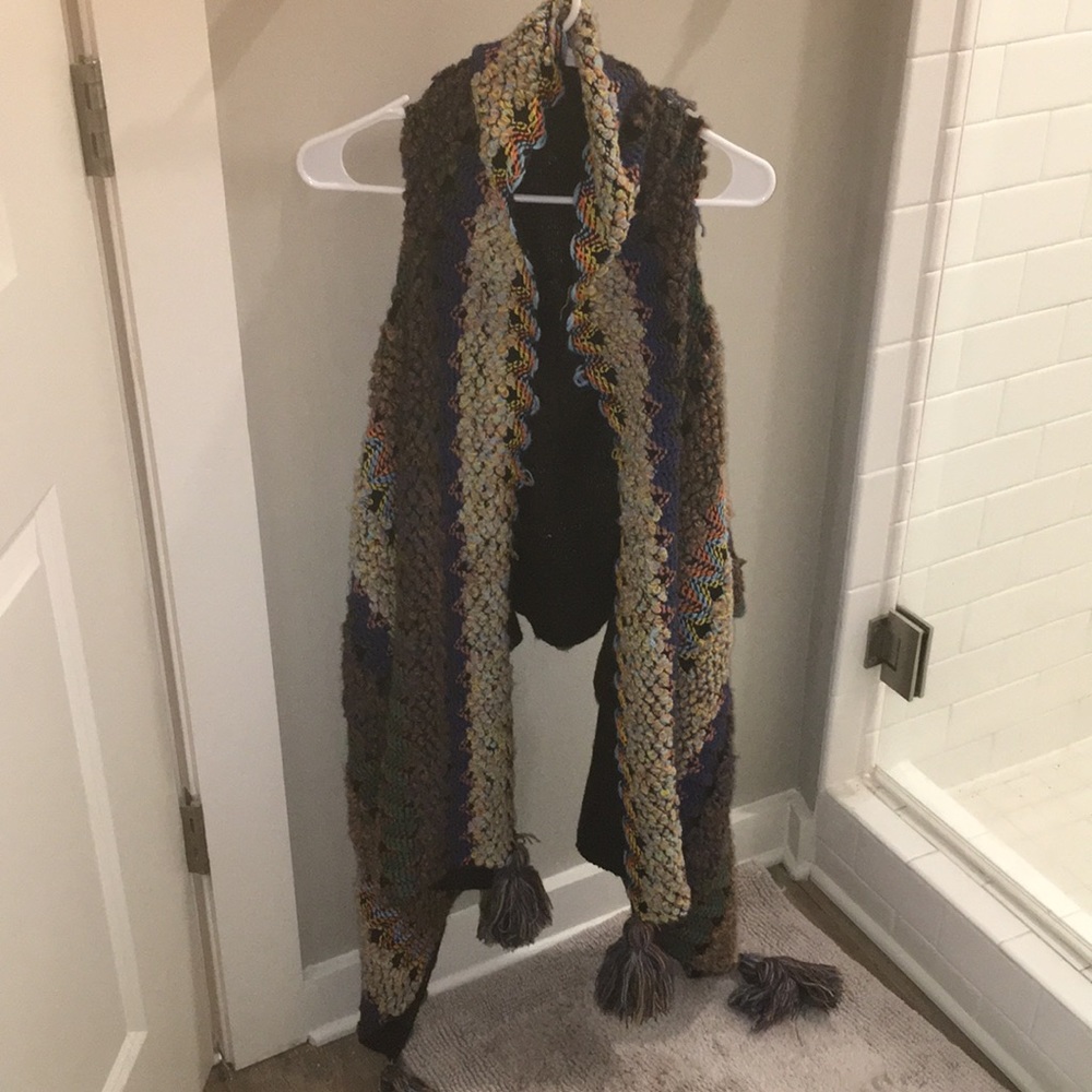Knit Shawl with Tassles